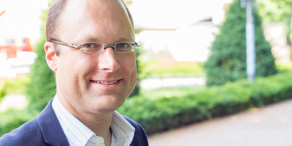 Prof. Dr. Daniel Schiller Prof. Dr. Daniel Schiller