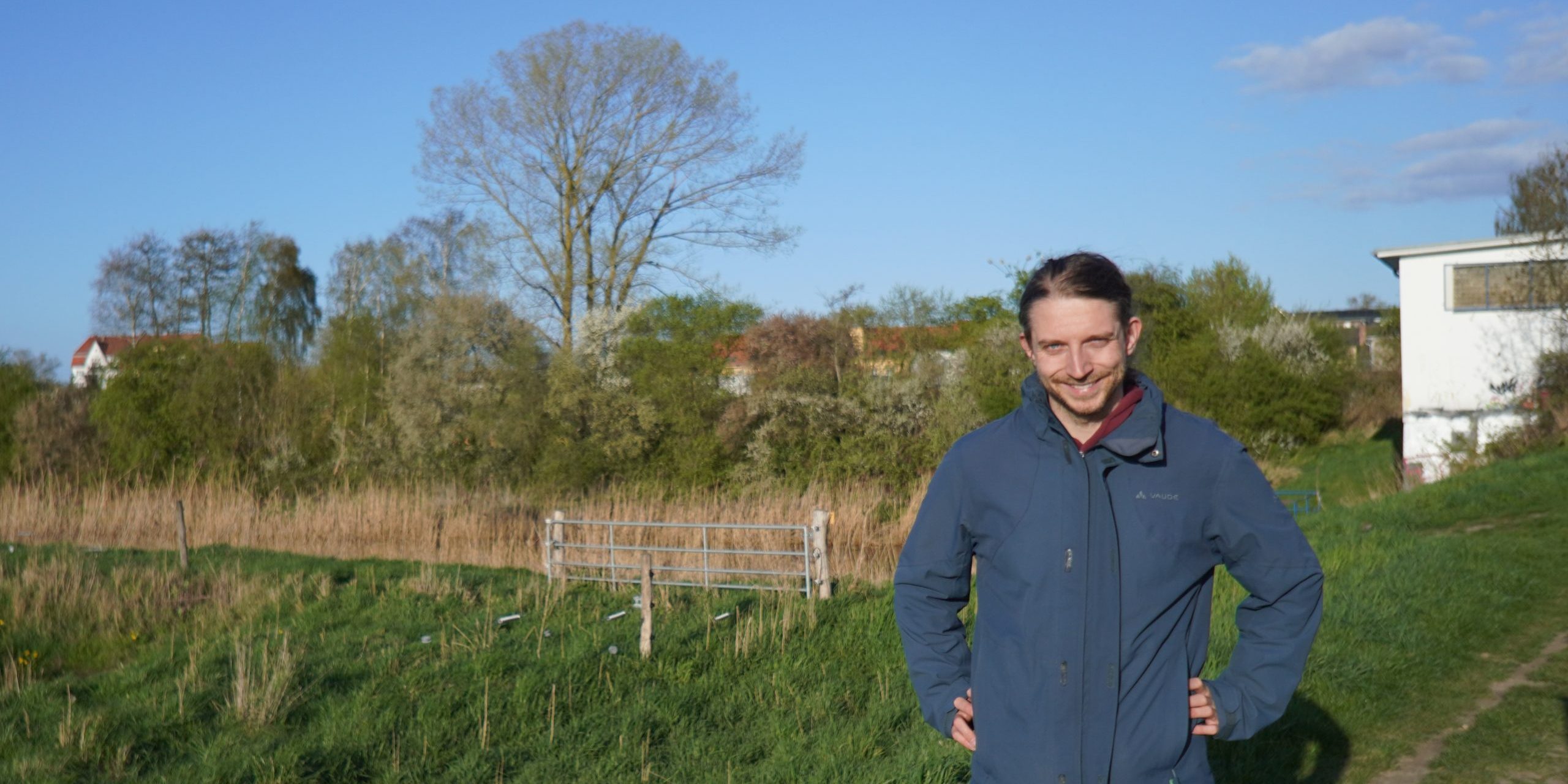 Schöpfwerk_im_Hintergrund